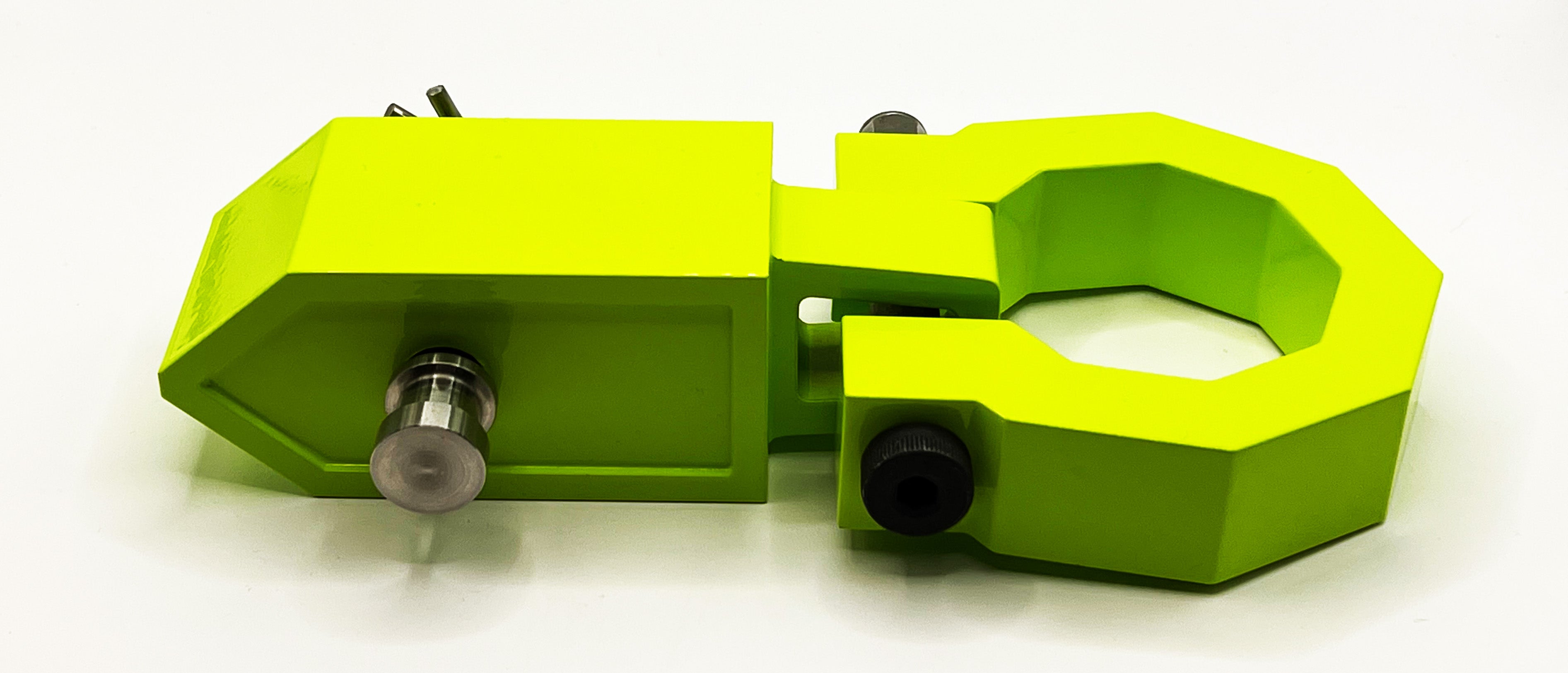 Engineered Aluminum Sleeve and Shackle